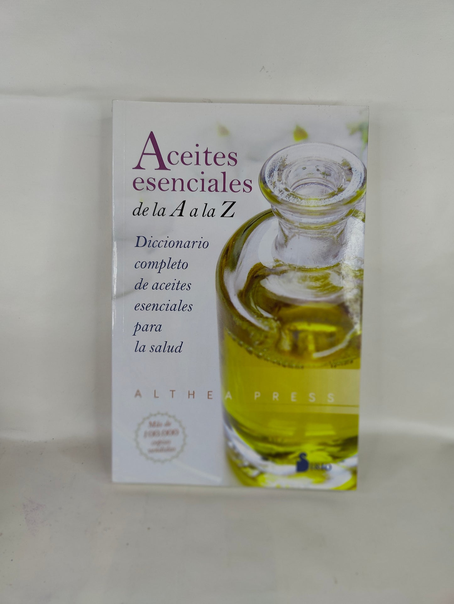 LIBRO ACEITES ESENCIALES Y SUS USOS